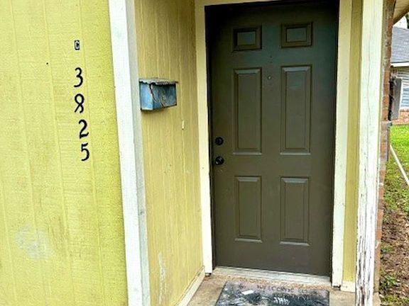 2nd image of 3825 Ethel Ave #C