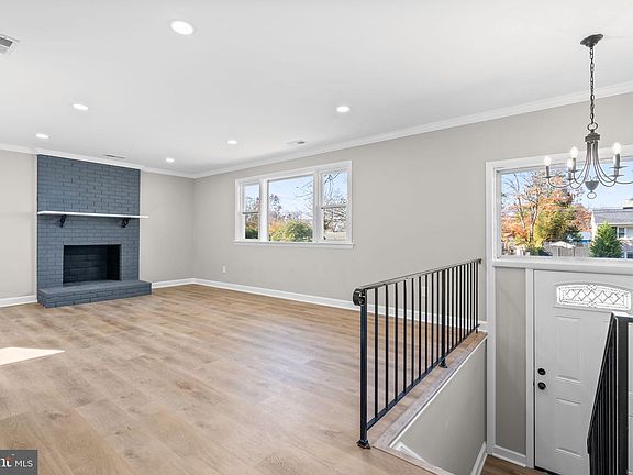 5th image of 5527 Bouffant Blvd