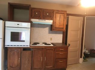 79 Lakeside Ave, Lakeville, MA 02347