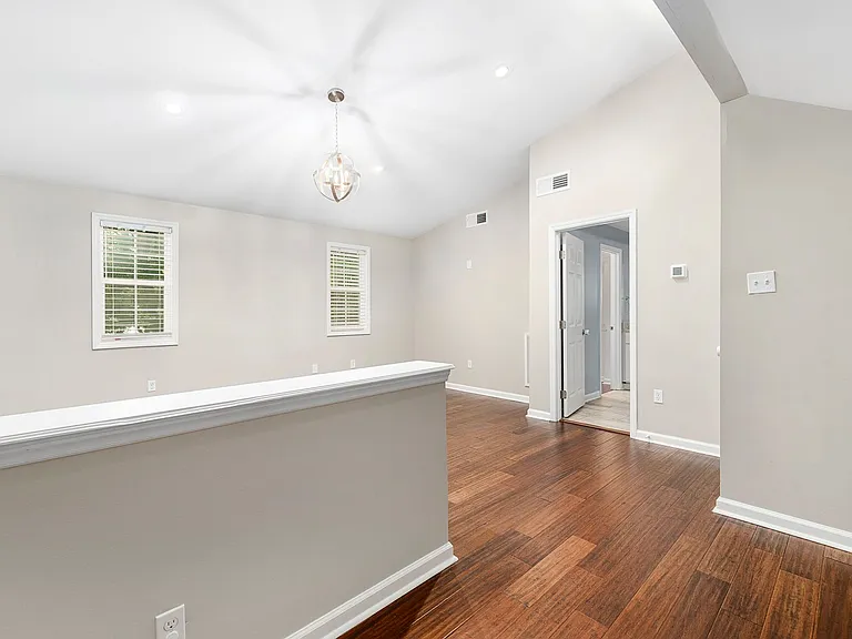 404 Keswick Ave — Photo 17