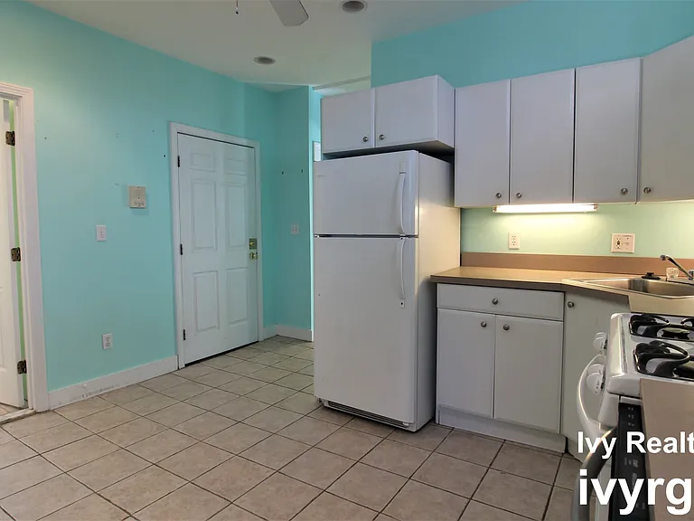 23 Cutter St #1 — Photo 2