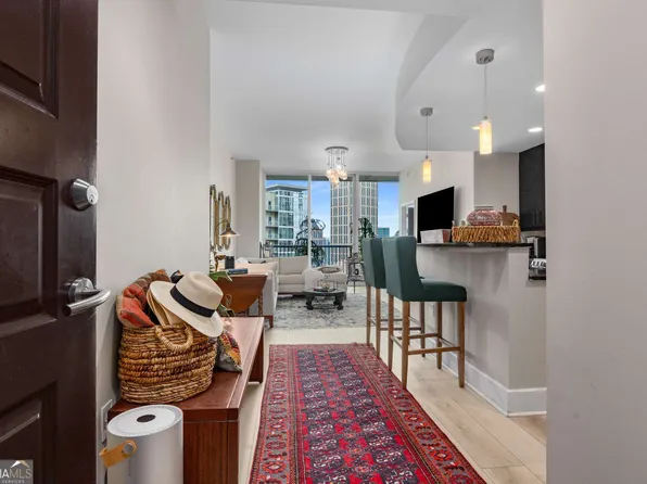 1080 Peachtree St NE Unit 1915, Atlanta, GA 30309