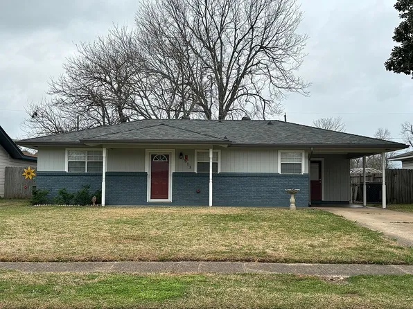 1813 Polly Anna St, Bossier City, LA 71112