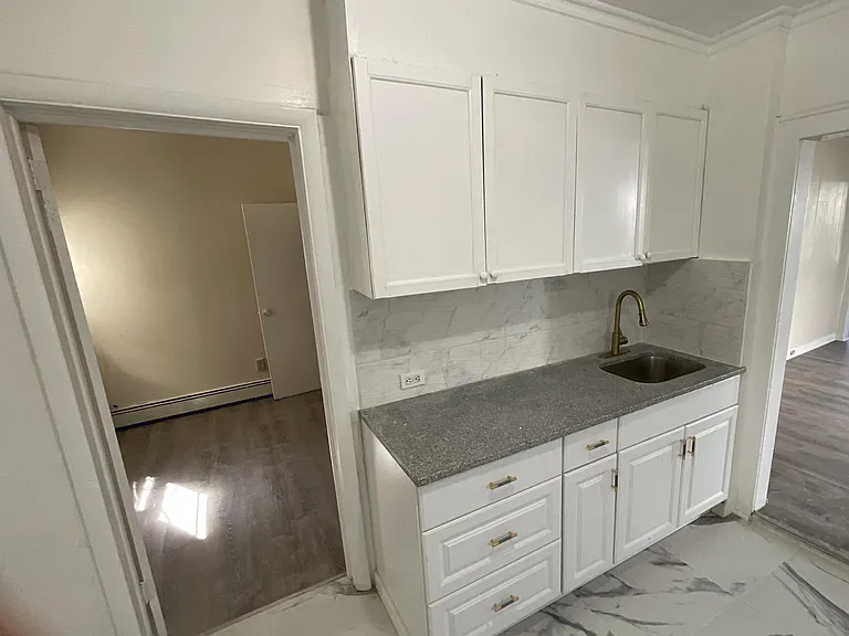 116 Park St #1 — Photo 5