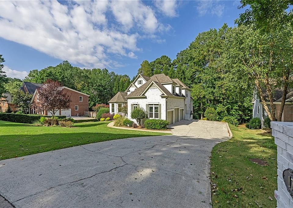 1st image of 1749 Patriots Way NW