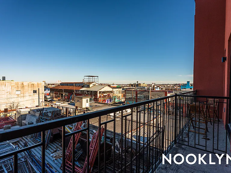269 Meserole St #3A — Photo 13