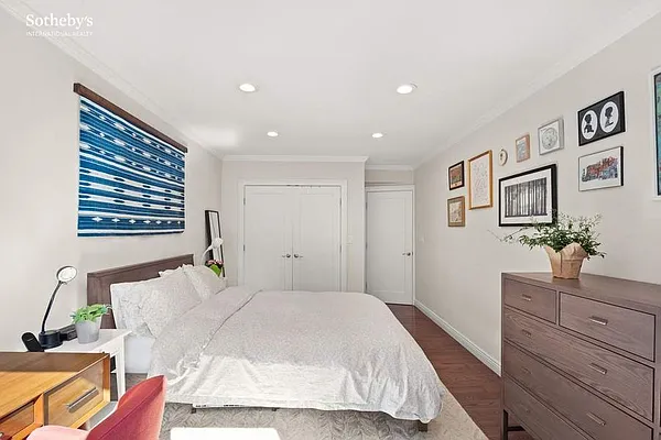 Sold by Sotheby's International Realty | media 5