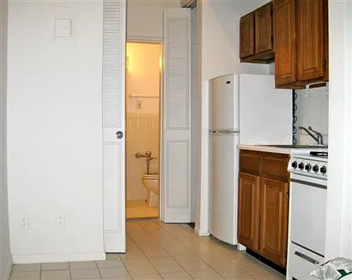 Rented by J. Lemle Real Estate | media 11