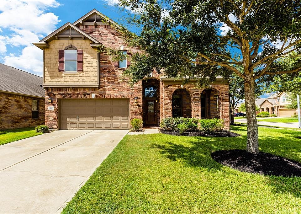 1st image of 11115 Avery Oaks Ln