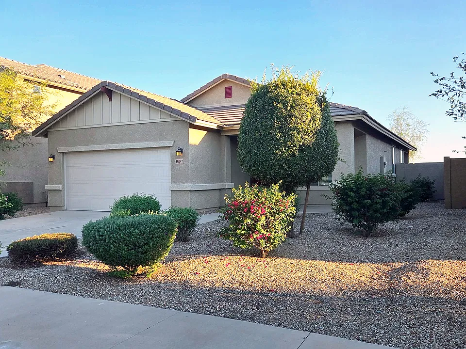 18047 W Via Del Sol