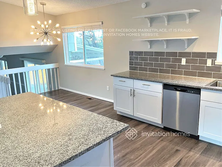 3819 Glenhurst St — Photo 5