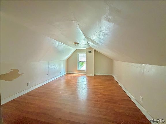 17th image of 2226 Adams St