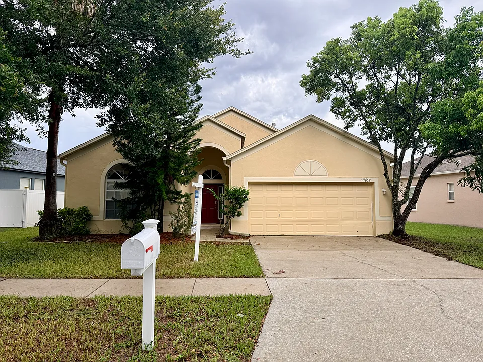 24652 Portofino Dr