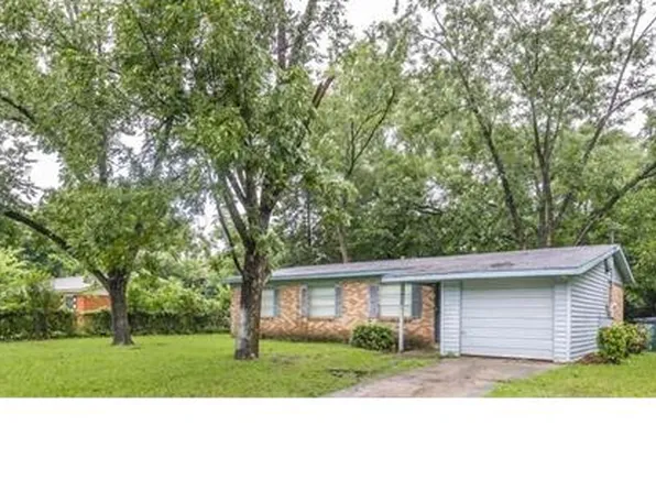 705 American Blvd, Warner Robins, GA 31093