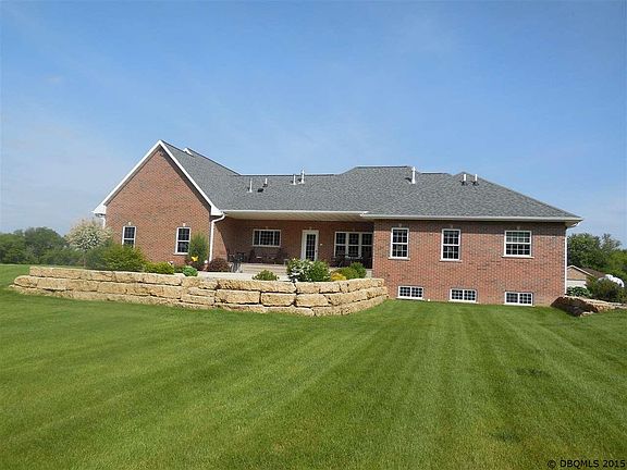 2nd image of 31612 Castle Ct