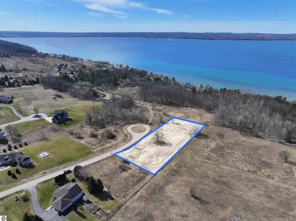 0 Sky Ln, Traverse City, MI 49686