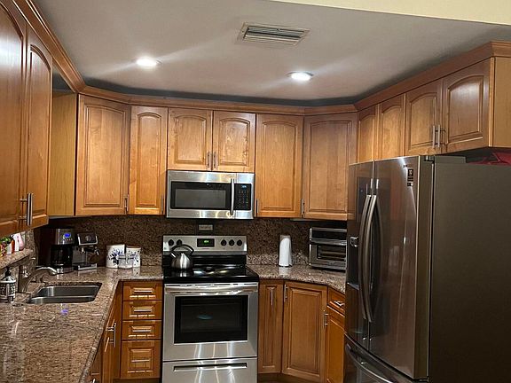 2nd image of 860 Royal Palm Beach Boulevard