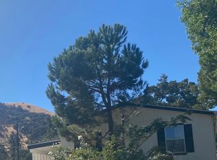 706 Canyon Dr, Lebec, CA 93243