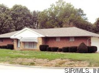 525 Westridge Dr, Collinsville, IL