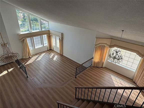 5th image of 21549 Ambushers St