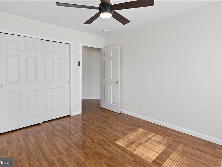 313 Fountayne Ln — Photo 28
