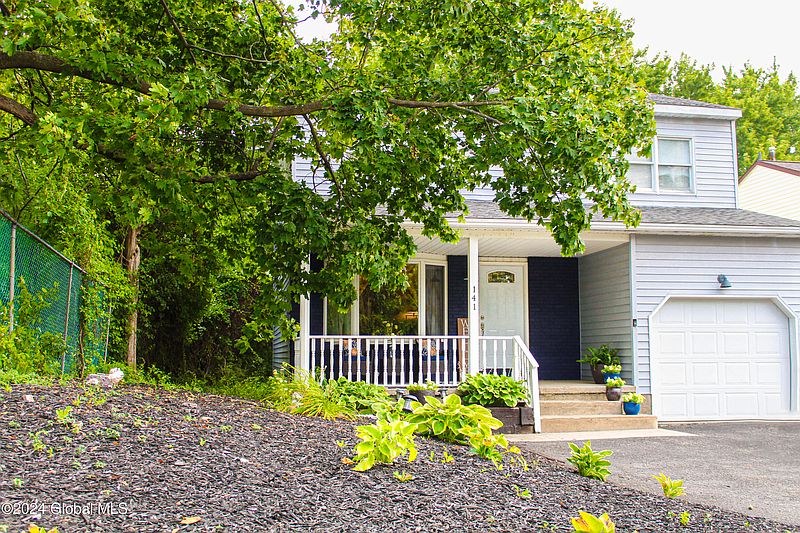5th image of 141 Van Rensselaer Boulevard