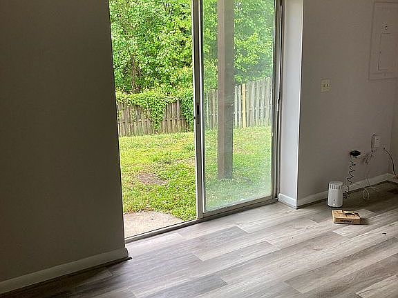 2nd image of 5224 Magnolia Pl