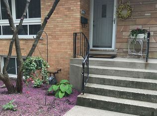 1605 N Arlington Heights Rd APT C, Arlington Hts, IL 60004