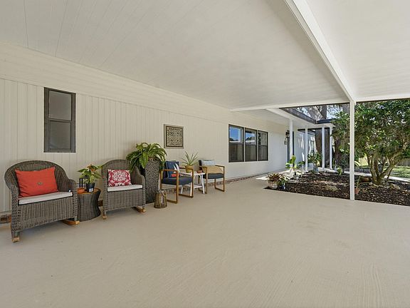 4th image of 115 Willow Way