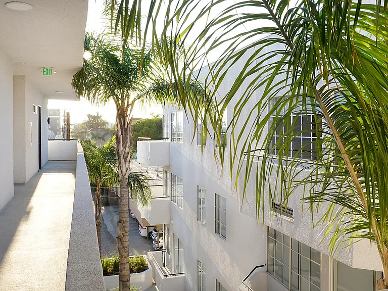 3855 by CLG — Photo 27