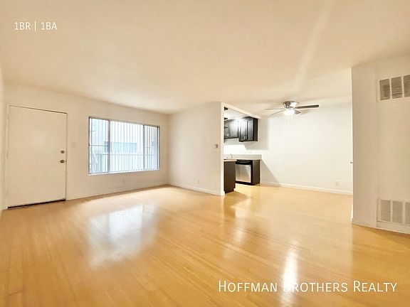 4th image of 3107 S Durango Ave #3