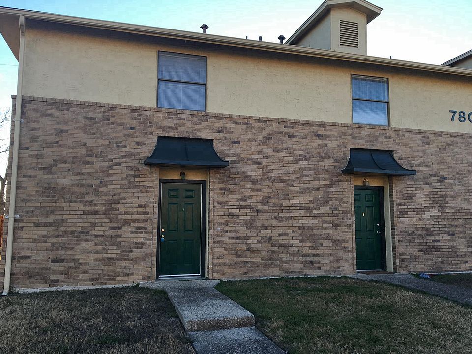 Front of Townhome