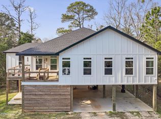 15924 Cottonwood Dr, Biloxi, MS 39532