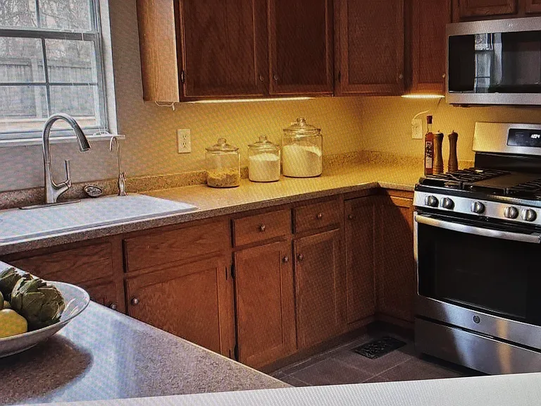 7006 Sage Ln — Photo 1