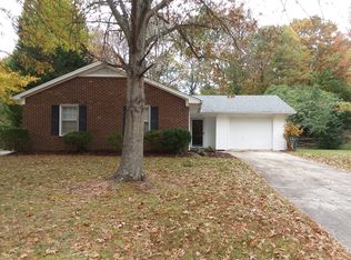 2100 Bracyridge Rd, Greensboro, NC 27407