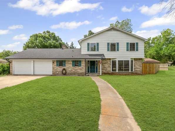 2820 Bois D Arc St, Commerce, TX 75428