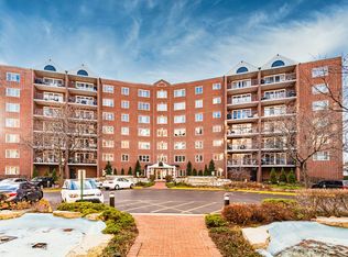 8560 W Foster Ave UNIT 205, Norridge, IL 60706