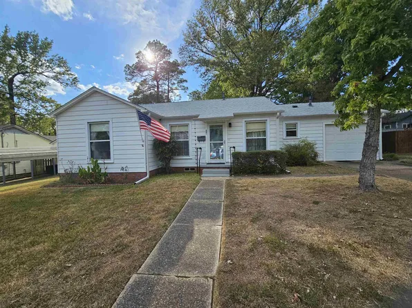 607 Thompson St, Kilgore, TX 75662