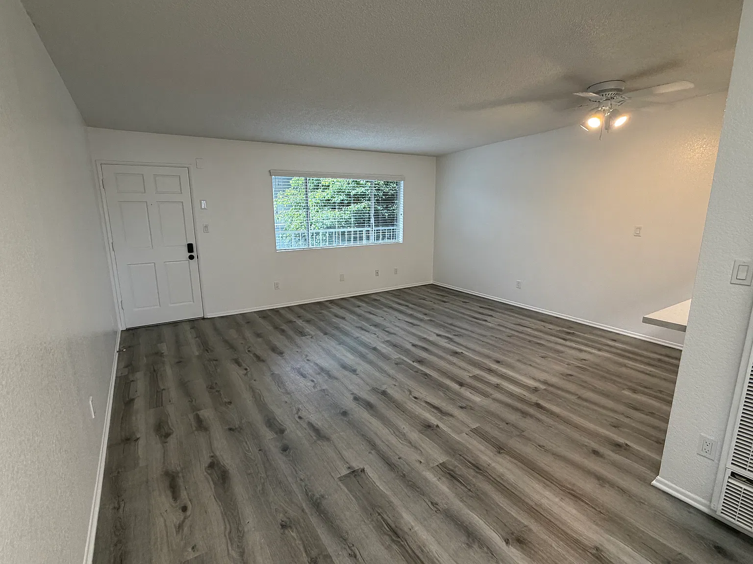 1 bed, 600 sqft, $1,750 — Photo 2