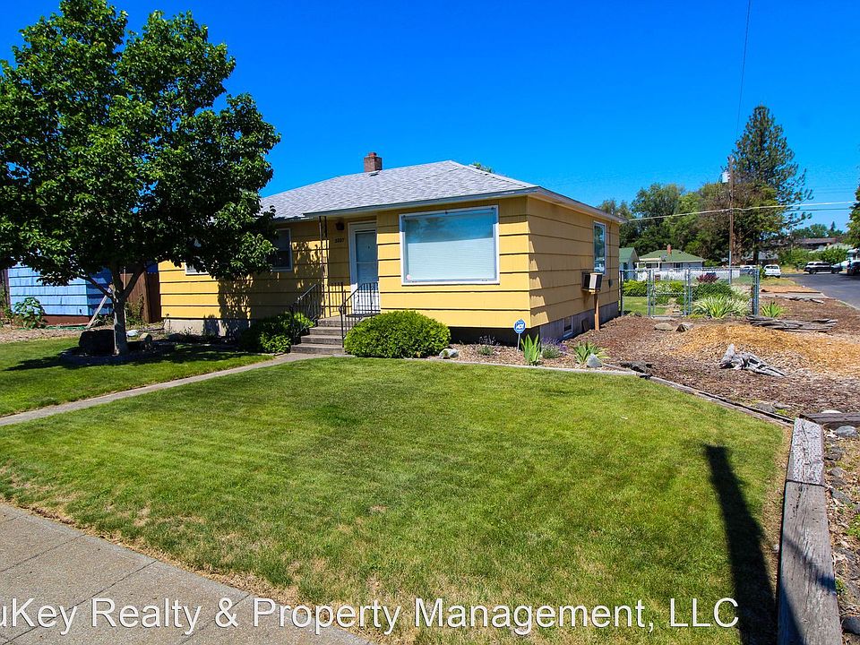1st image of 2227 E South Crescent Ave