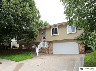 6317 N 112th Cir, Omaha, NE 68164