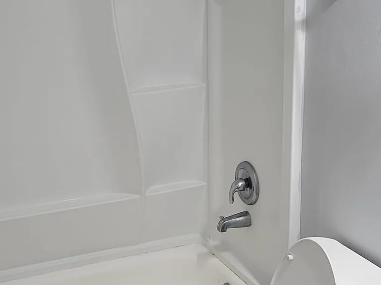 928 Miller Ave — Photo 14