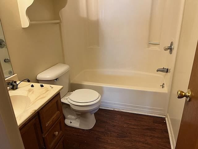 1st image of 1020 W Park Dr #20