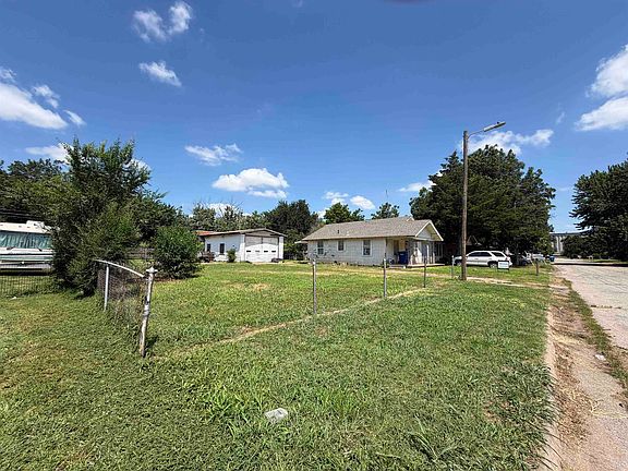 3rd image of 1202 N 12th St