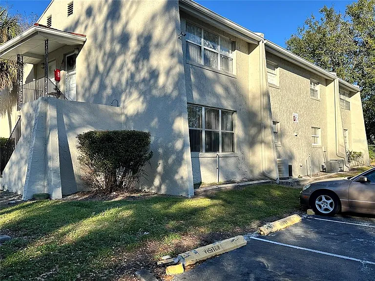1103 Cypress Gardens Blvd #51 — Photo 17