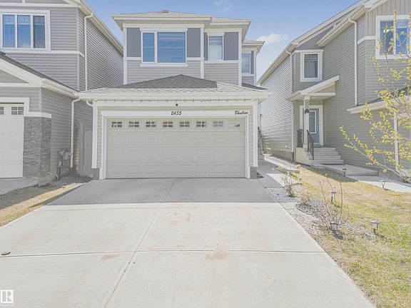 4th image of 2435 12th Ave NW
