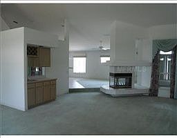 4th image of 1541 E Normandy Blvd