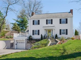 82 Whetten Rd, West Hartford, CT 06117
