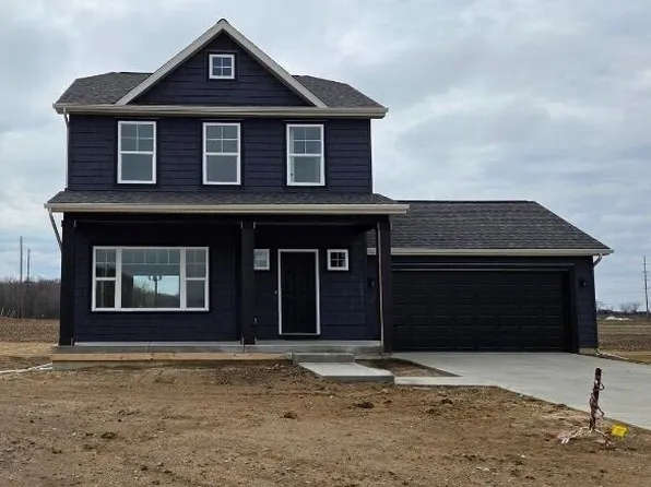 247 Gemstone Dr Unit 9, Alma, MI 48801