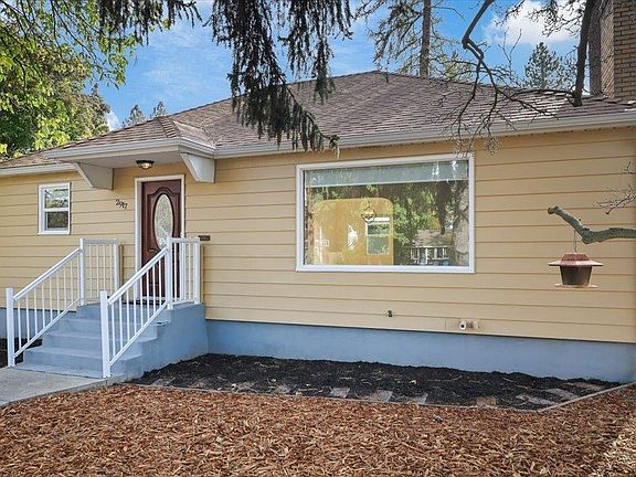 3rd image of 2917 W Garland Ave